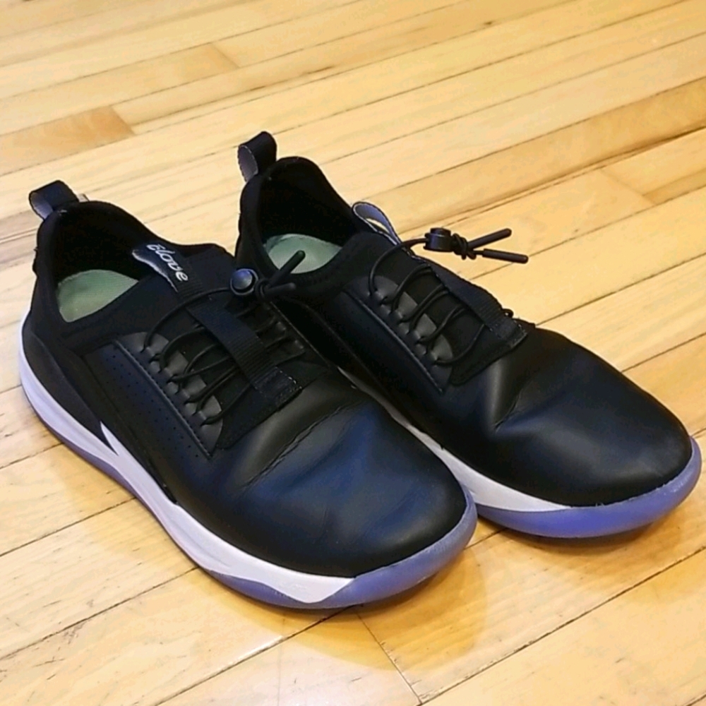 Clove Nursing Shoes